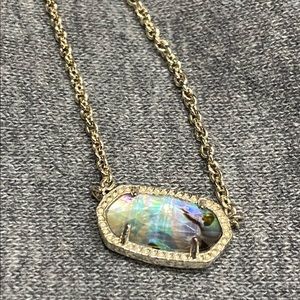 Kendra Scott Elisa Gold Pendant Necklace in Abalone Shell